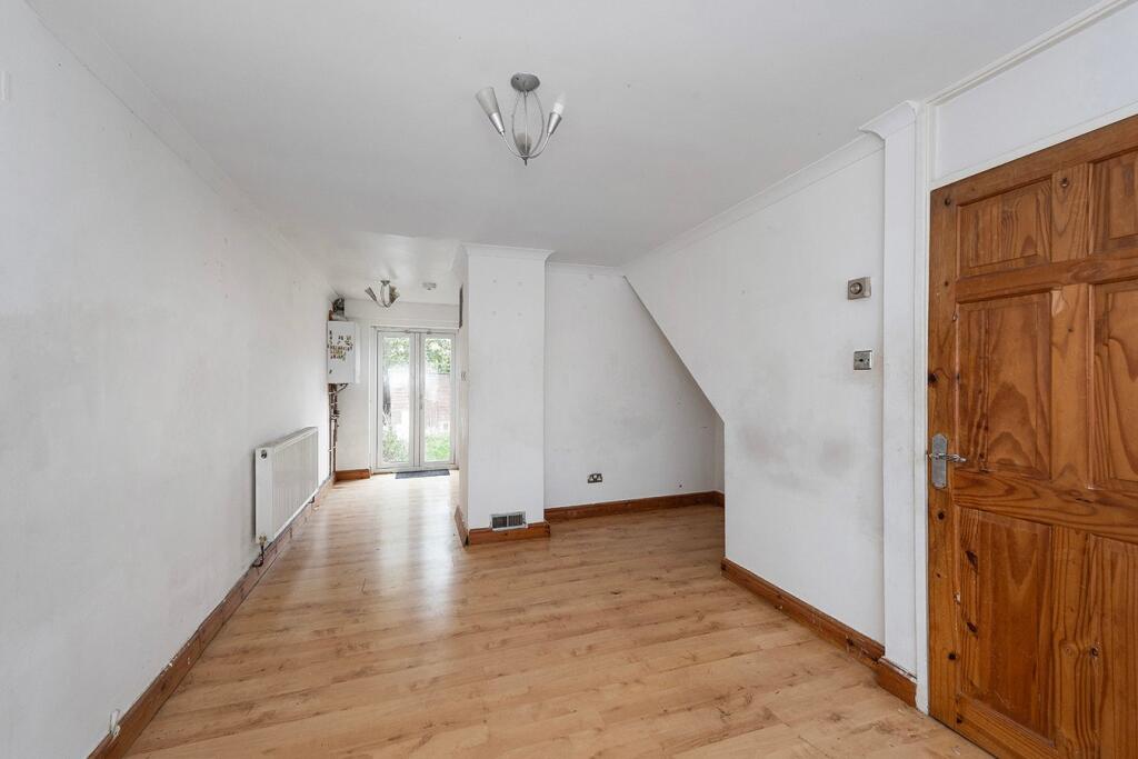Halifield Drive, Belvedere, DA17 photo 2
