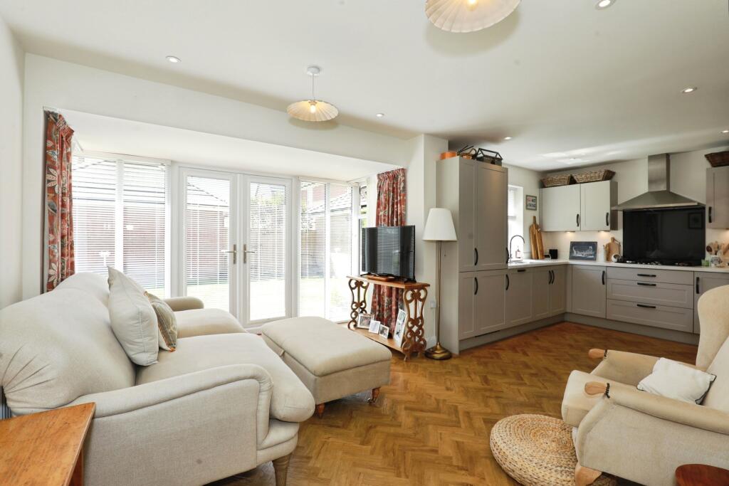 4-bed detached on Jackson Close, Alsager, Stoke-on-trent, ST7, £600,000
