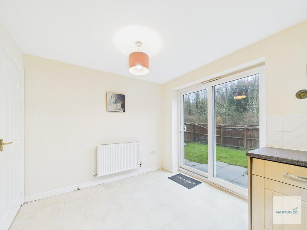 Pagett Close, Hucknall photo 3