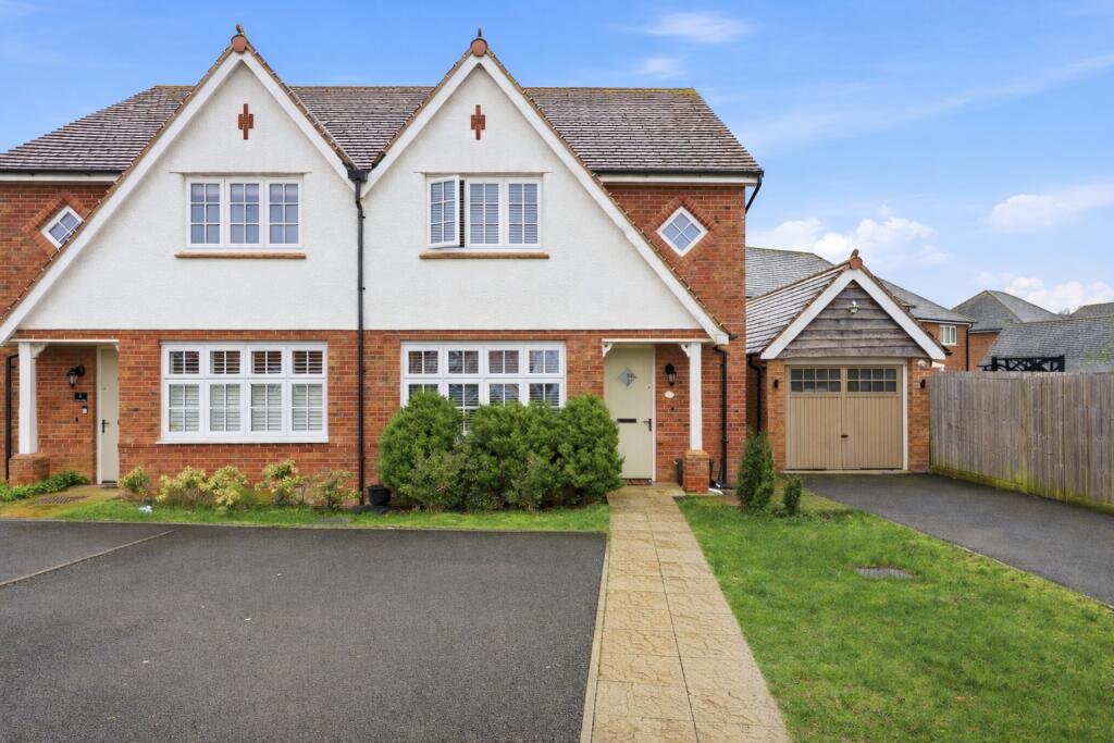 Main image of property: Swallow Mead, Caddington, Luton, Bedfordshire, LU1