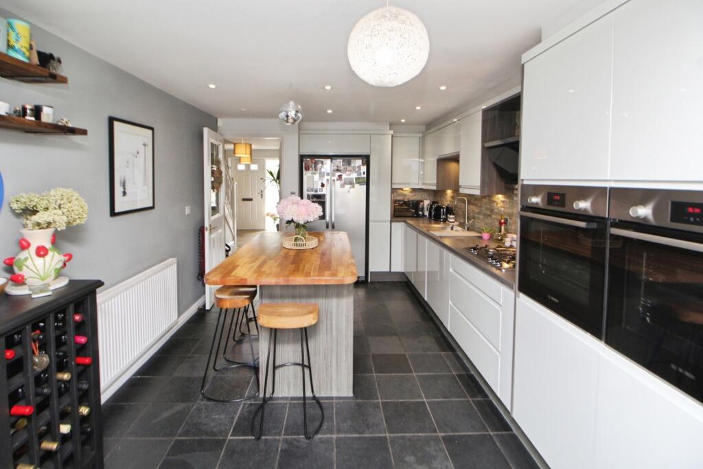 House in High Peak, Shirebrook Park - View 2