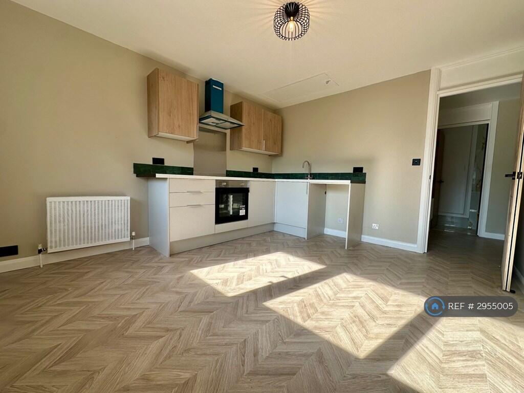 Main image of property: Bath Close, London, SE15