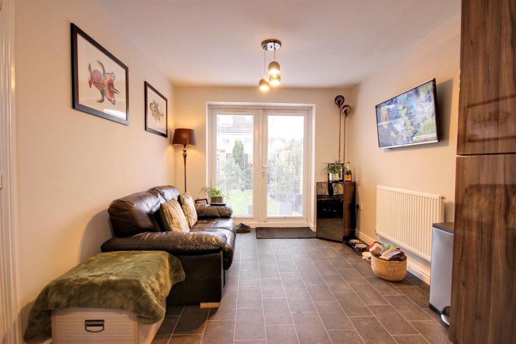 House in Hull, Kingswood - View 3