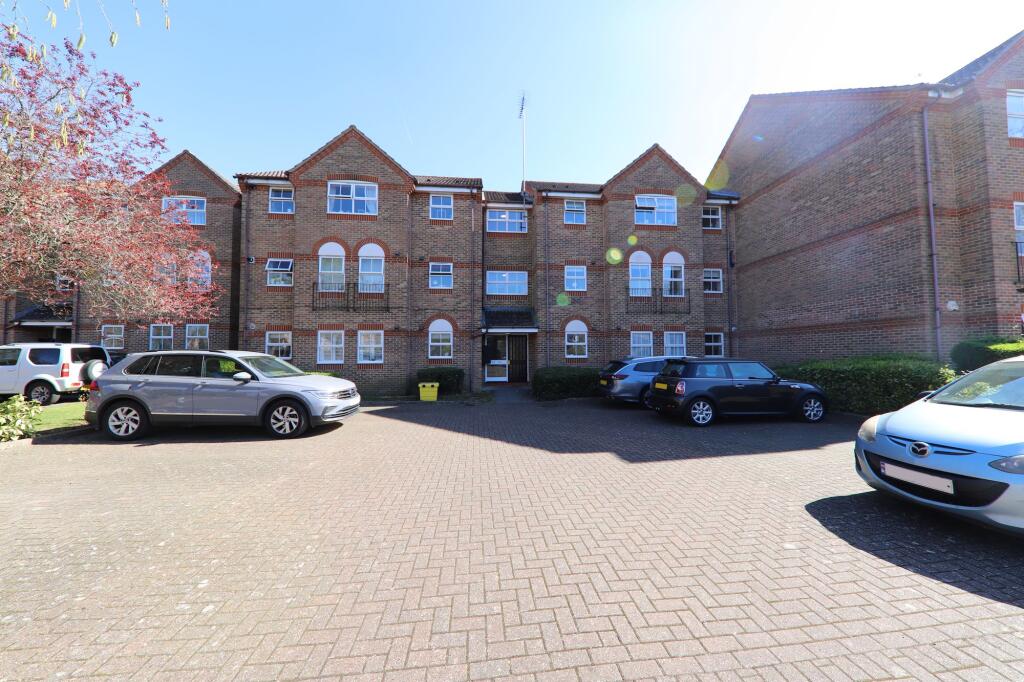 Main image of property: Salters Close, Rickmansworth, WD3