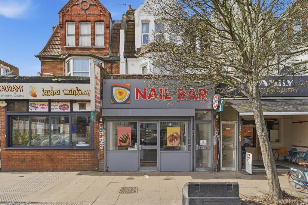 Main image of property: Queens Parade, Green Lanes, London, London, N8