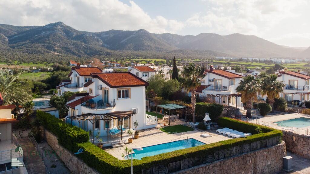 Main image of property: Bahçeli, Girne