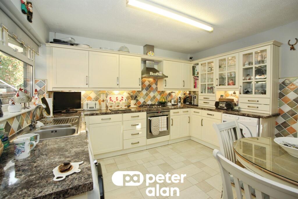 Main image of property: Glenview Terrace, Ynysddu, Newport