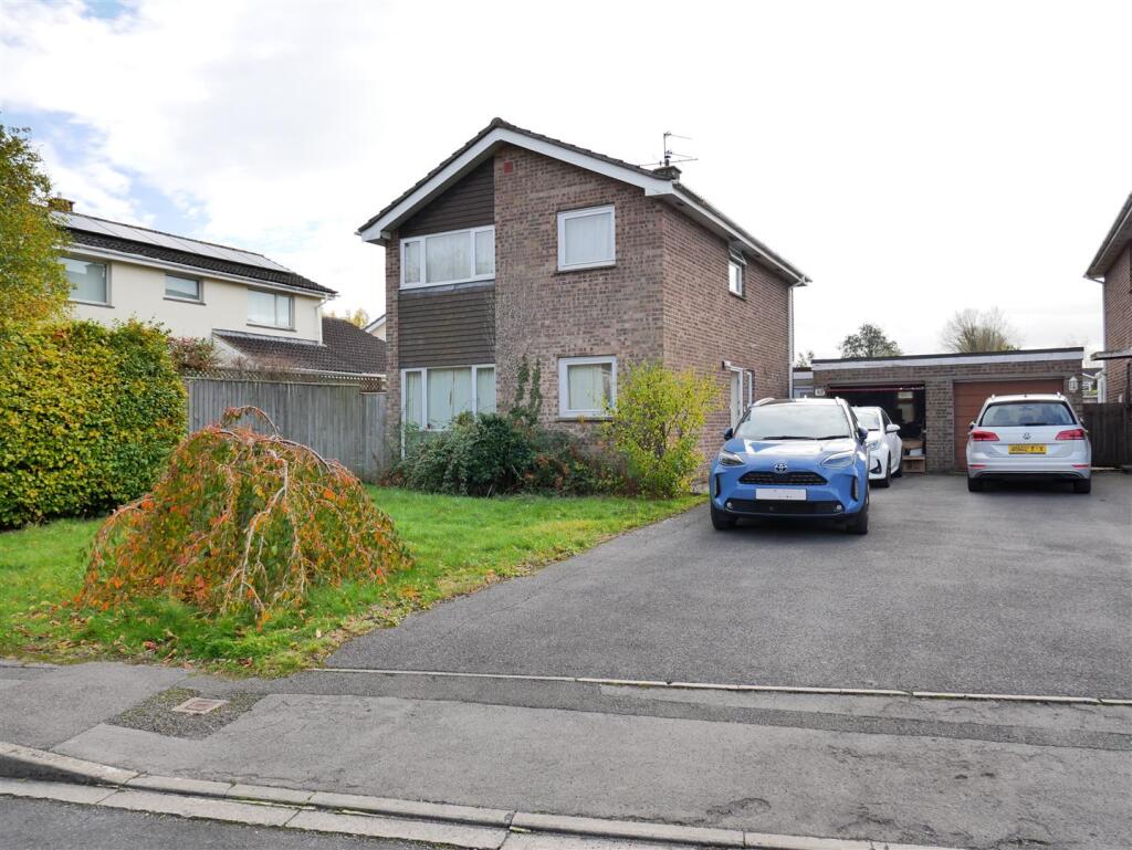 Main image of property: Poynder Place, Hilmarton