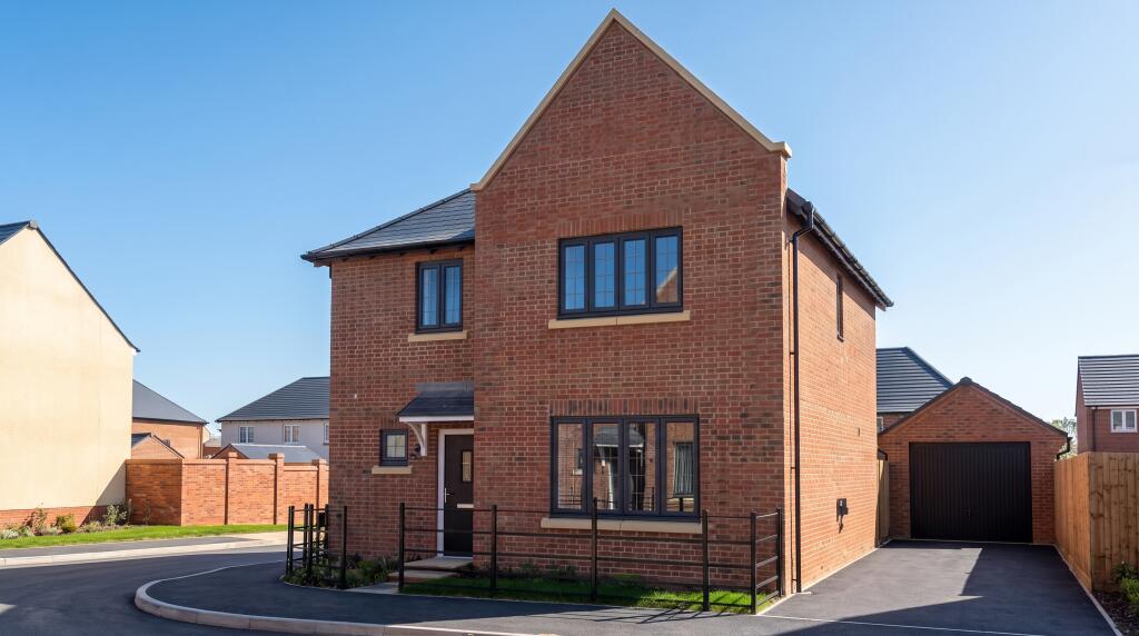 Main image of property: Dart Avenue,
Exeter,
EX2 7DR