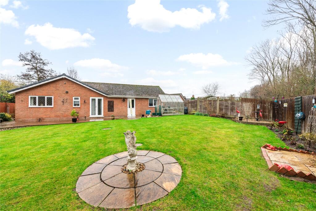 3-bed house on Atherstone Court, Two Mile Ash, Milton Keynes, Buckinghamshire, MK8, £600,000