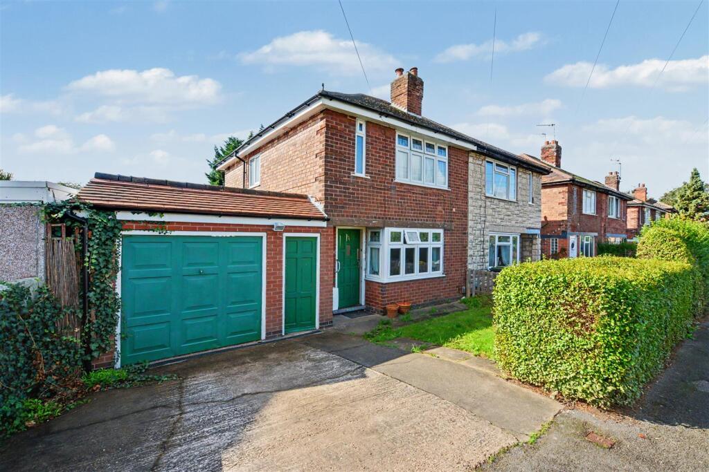 Main image of property: Bramcote Avenue, Beeston, Nottingham