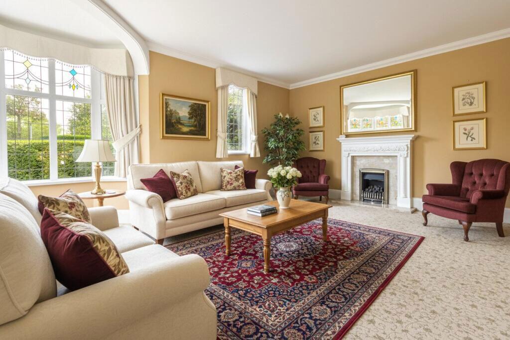 House in Grimsby, Holme Hill - View 4