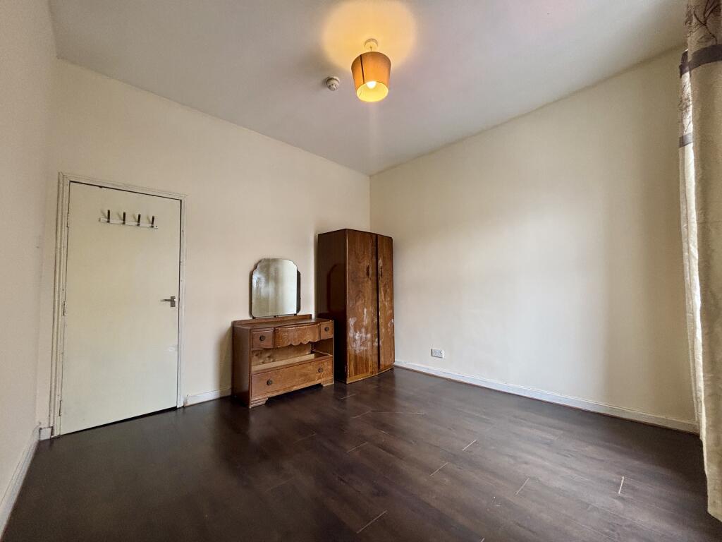 Apartment in Derby - View 4