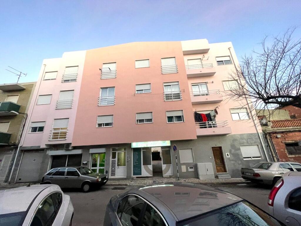 Main image of property: Setúbal, Montijo