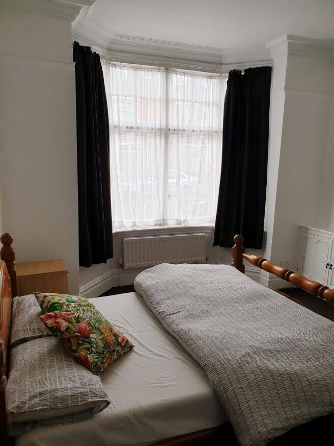 House in Wolverhampton, Tettenhall - View 2