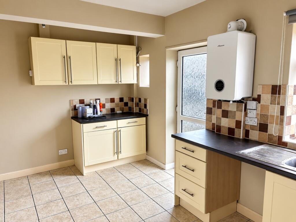 House in Bradford - View 4