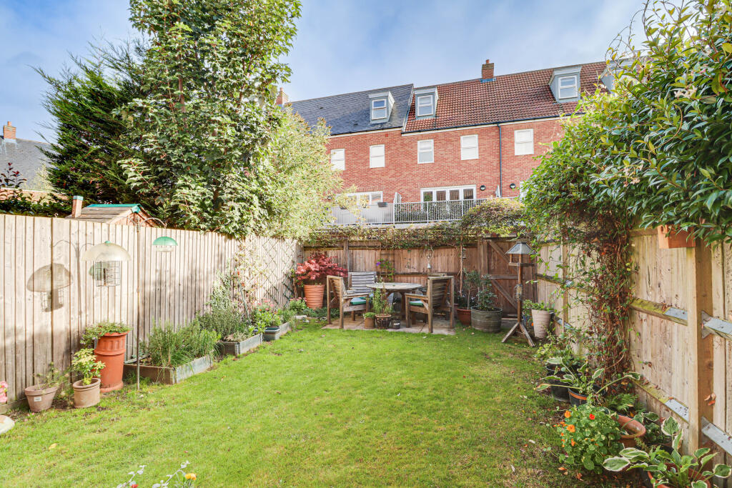 House in Dacorum, Markyate - View 4