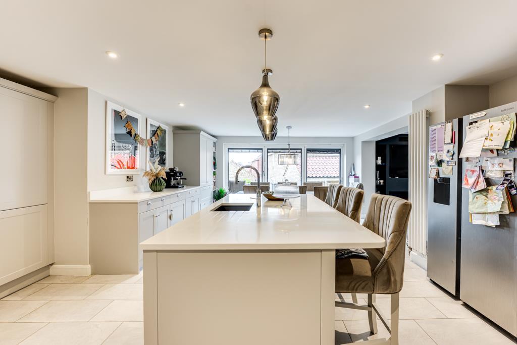 House in Burton Latimer - View 5