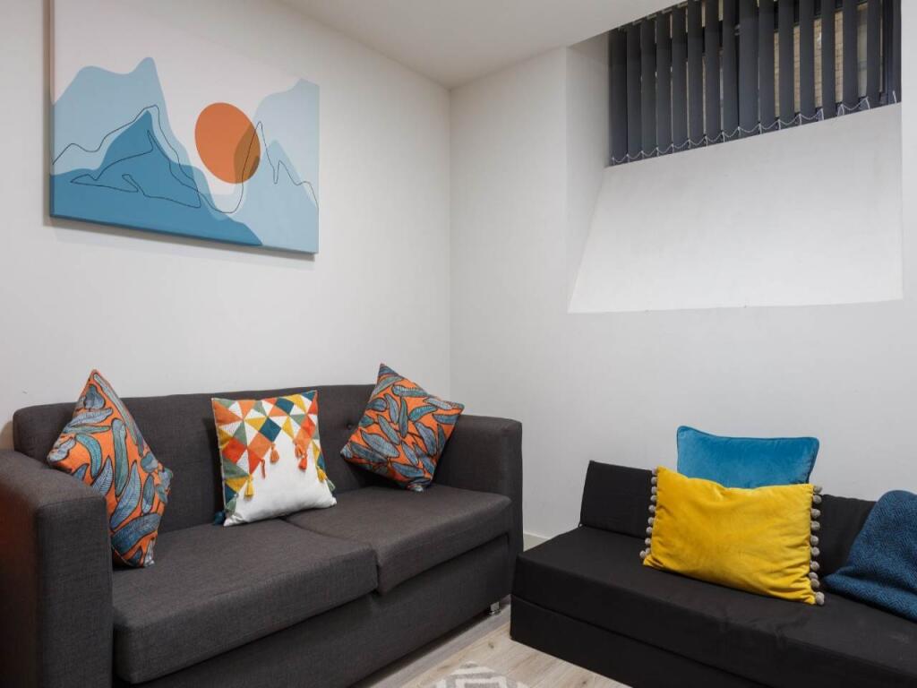 Additional image 13 of Conditioning House , , 