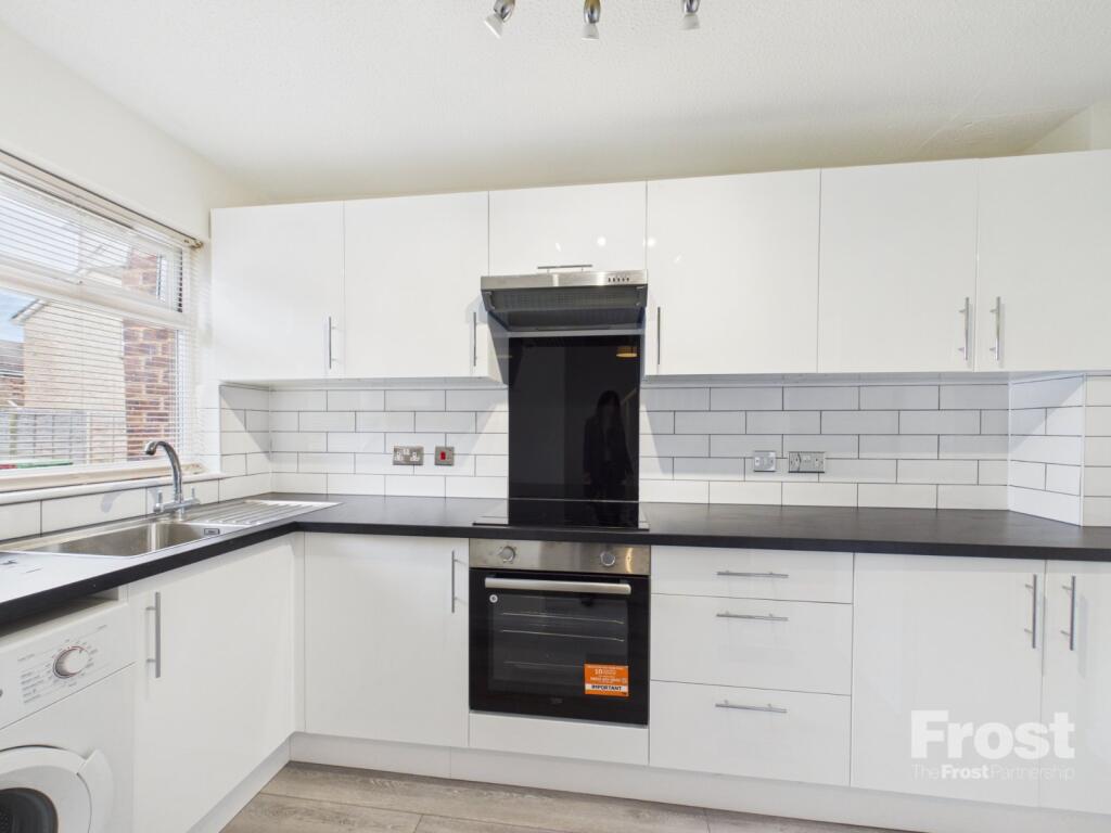 Main image of property: Boveney Close, Slough, Berkshire, SL1