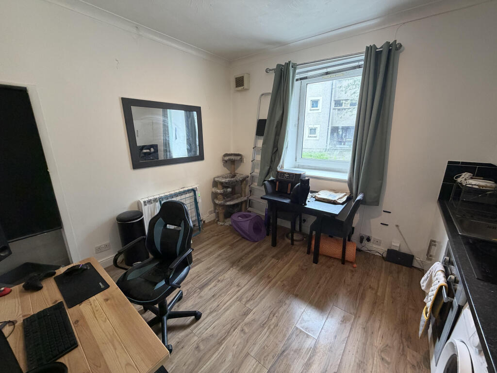 Apartment in Aberdeen, Bannermill, Castlehill and Pittodrie - View 2