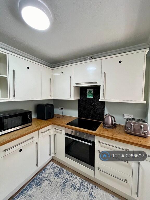 Additional image 4 of Beaconsfield Road, Poole, BH12