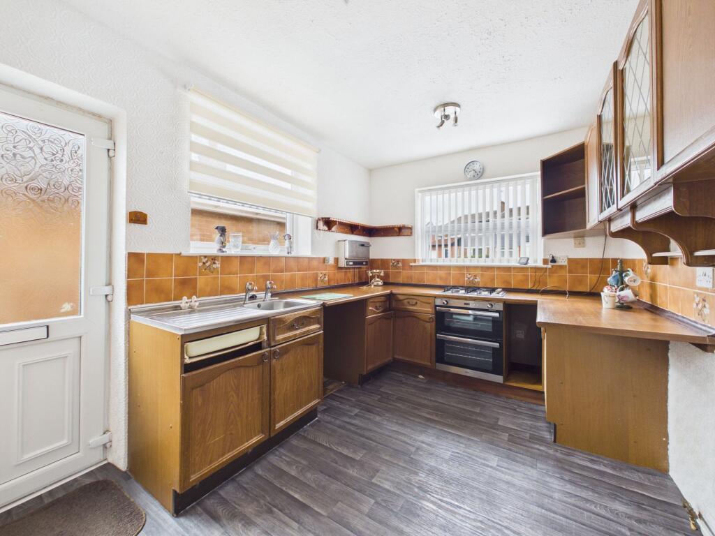 Lindholme Way, Sutton-in-Ashfield, Nottinghamshire - View 4