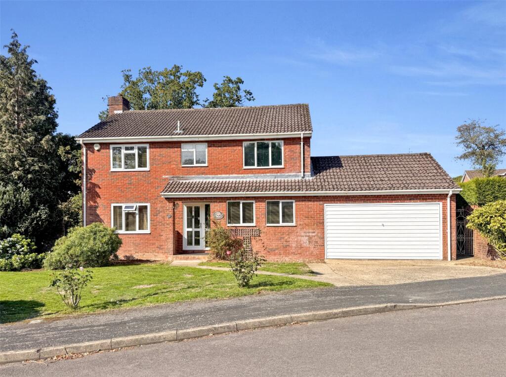 Main image of property: Fairway Gardens, Rownhams, Southampton, Hampshire, SO16