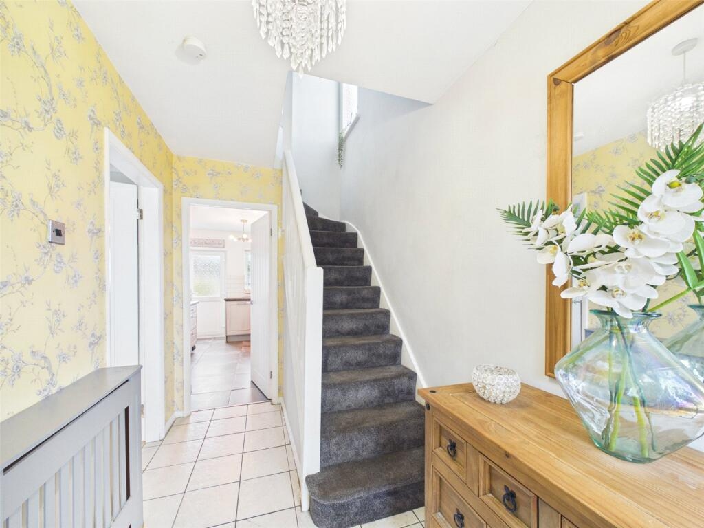 House in Worcester, Worcestershire - View 5