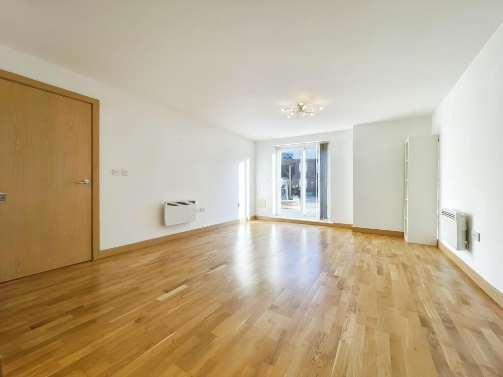 Apartment in Stevenage - View 4