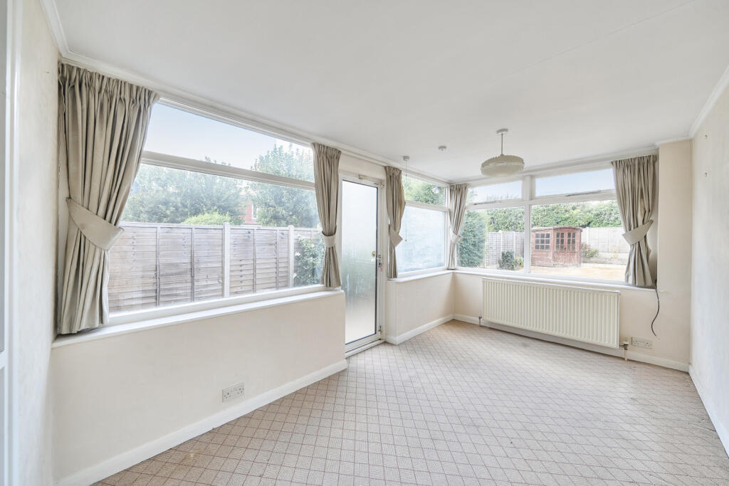 House in Watford - View 4