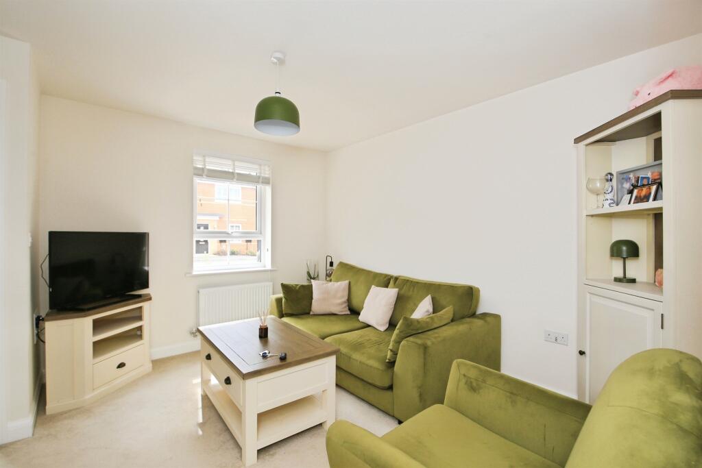 Apple Way, Whittlesey, Peterborough photo 4