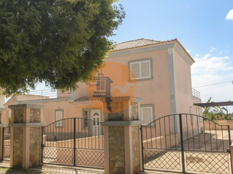 Main image of property: Algarve, Tavira (Santa Maria e Santiago)