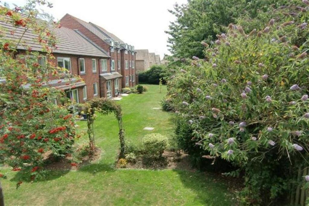 Main image of property: Goring Road, Goring-By-Sea, Worthing, BN12