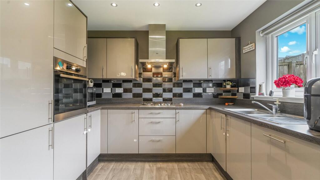 Stepford Road, Glasgow, Glasgow City, G33 photo 4