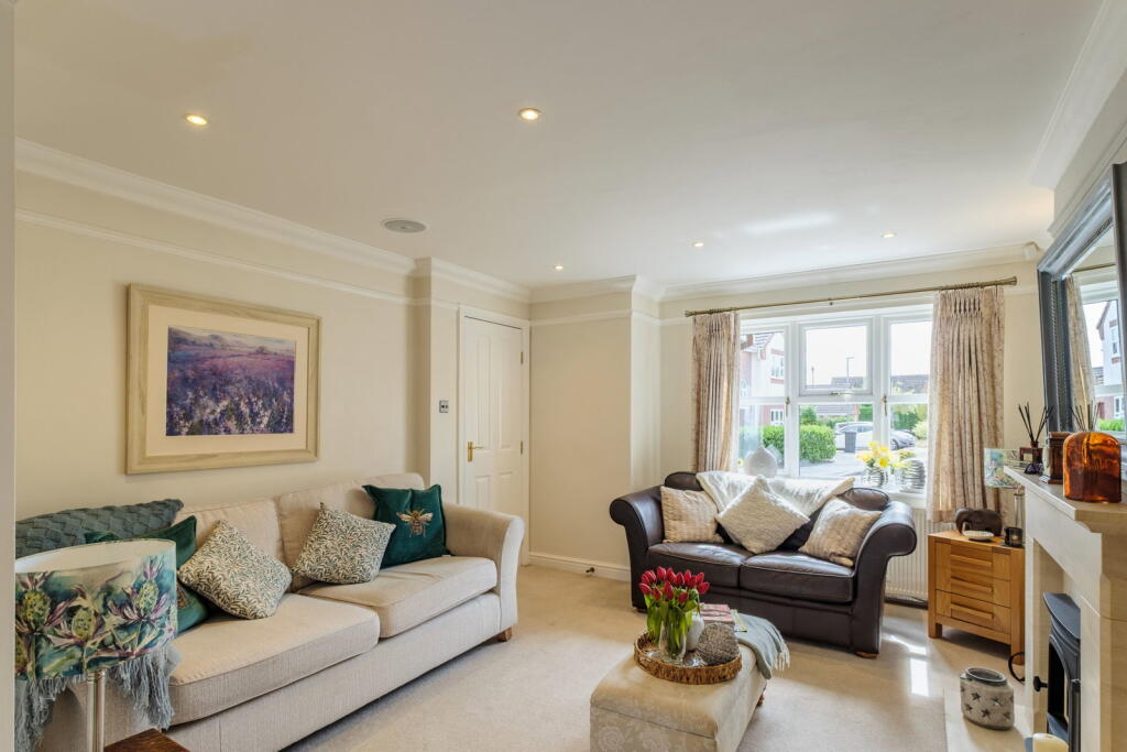 House in Rushcliffe, East Leake - View 3
