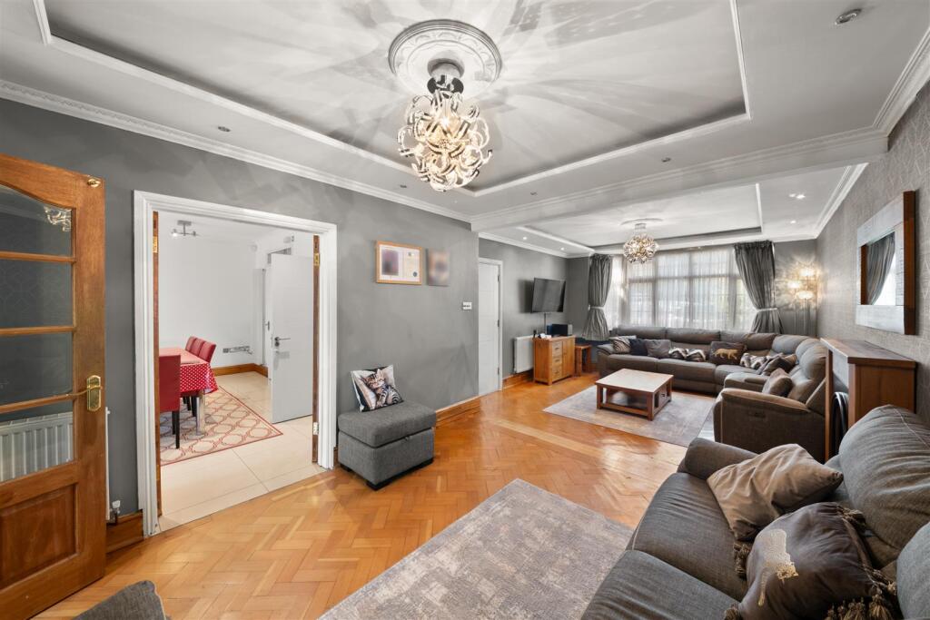 House in Southall - View 2