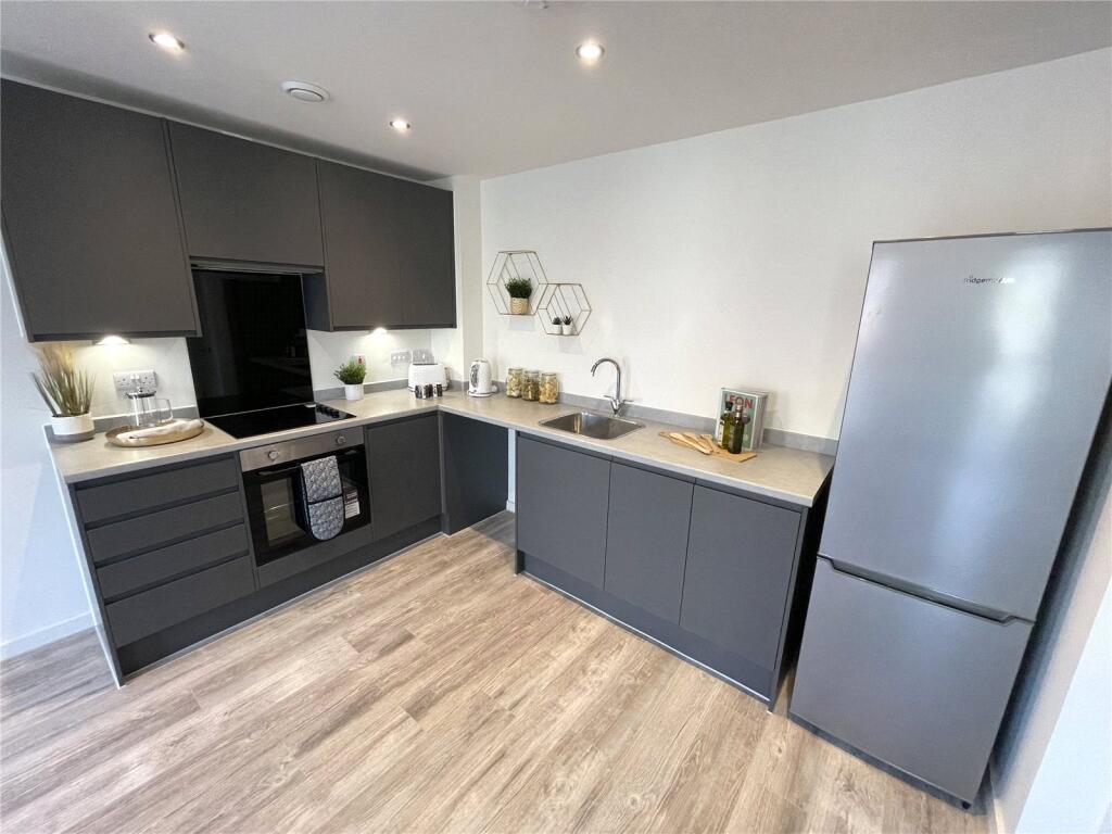 Derby Court, 145 Farnworth St, Liverpool, L6 photo 3