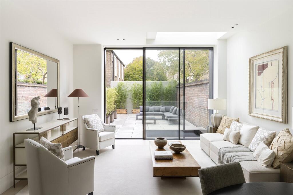 Queensdale Road, London, W11 - View 2