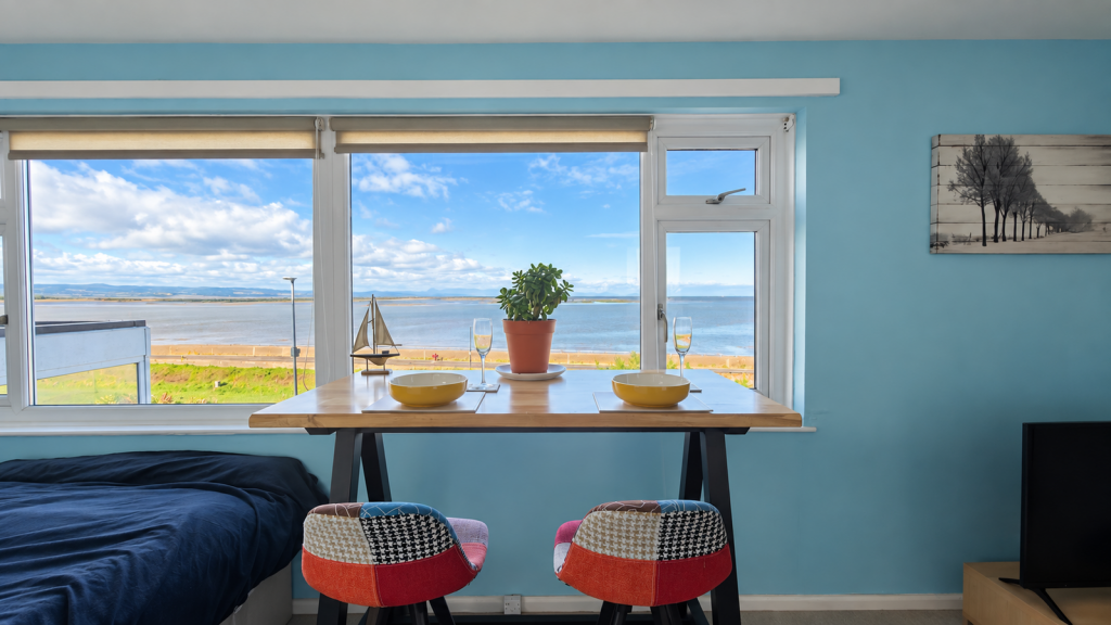 Apartment in Taunton - View 3