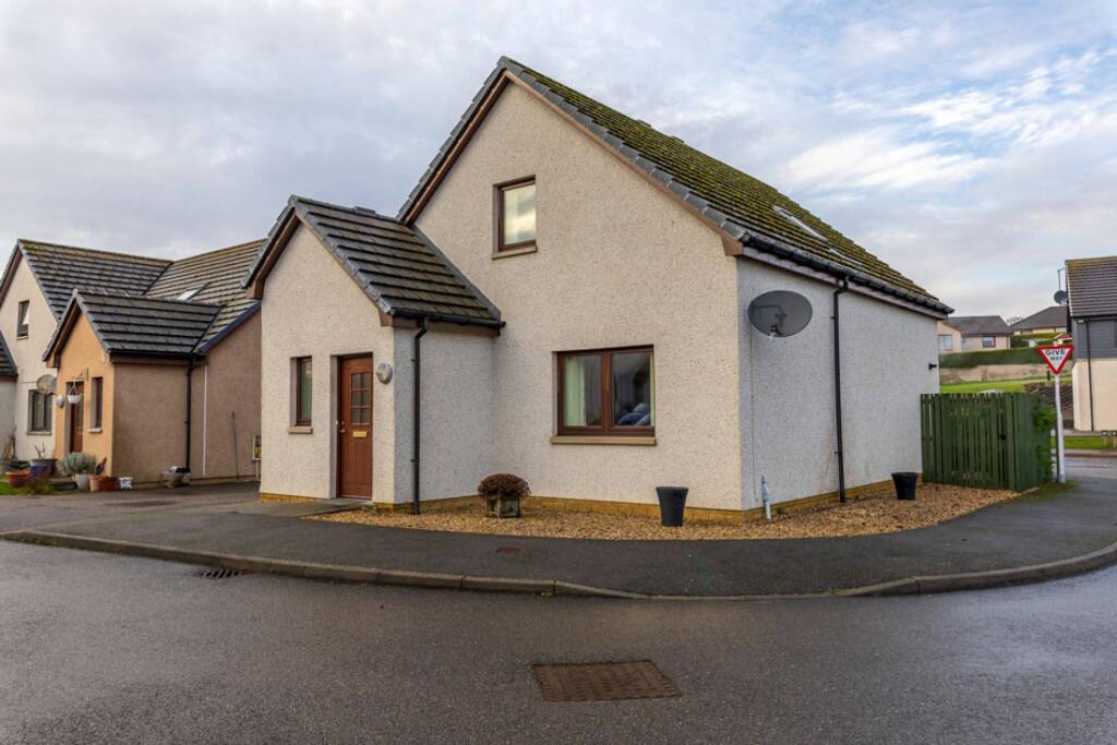 Main image of property: 1 Salvesen Court, Alness, IV17 0WG