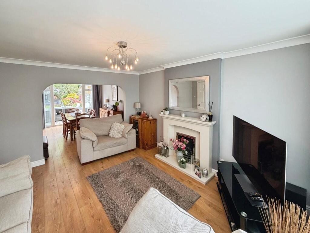 House in Wirral, Liverpool City Region - More