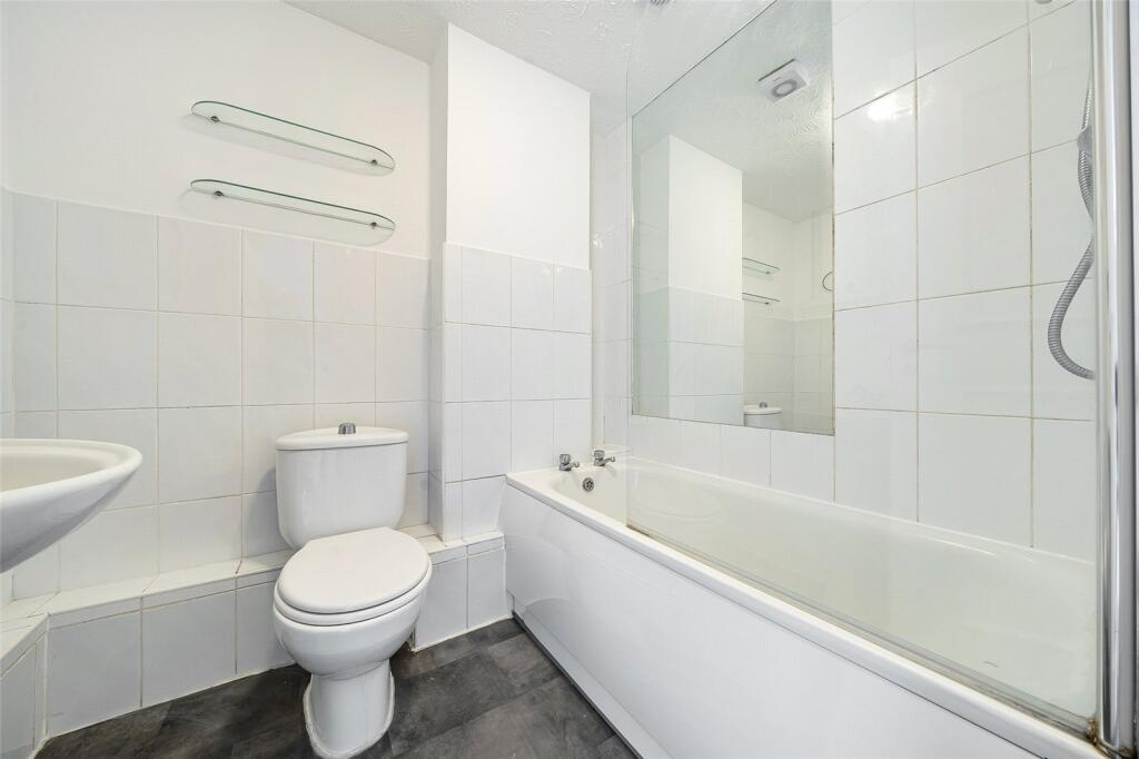 Apartment in London - View 4