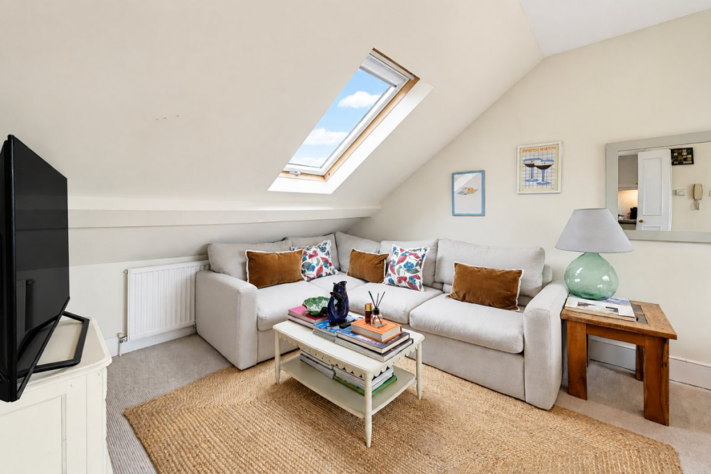 Apartment in London - View 4