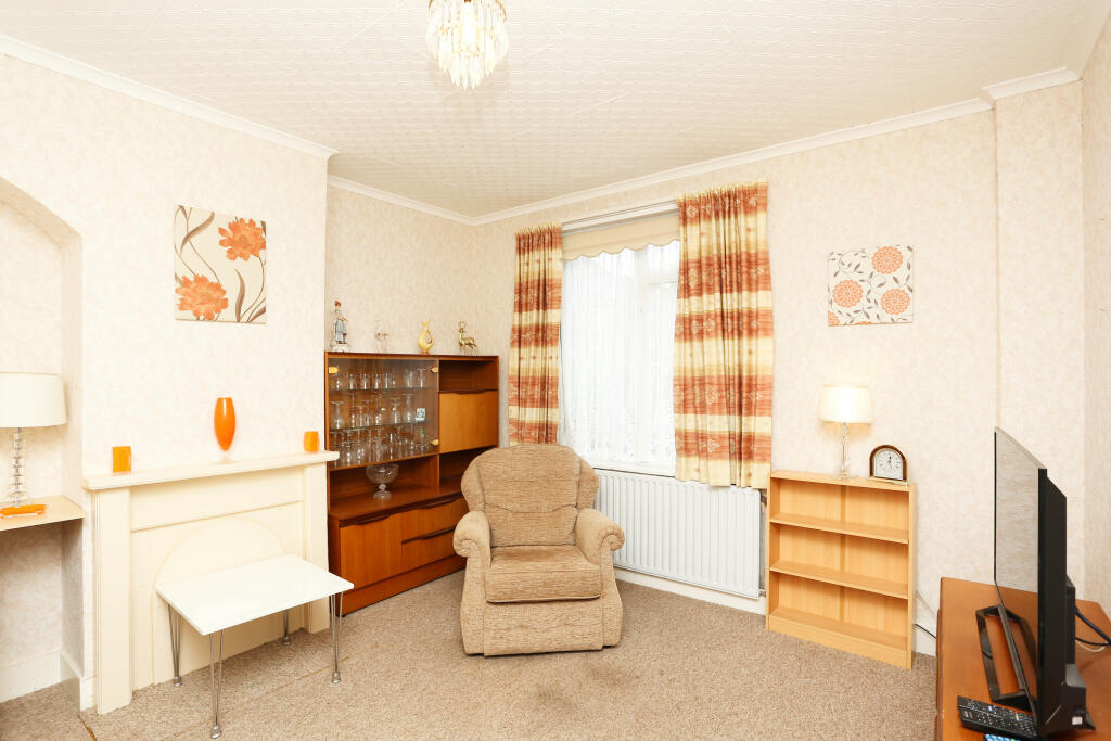 Downham Way, Bromley, BR1 photo 3