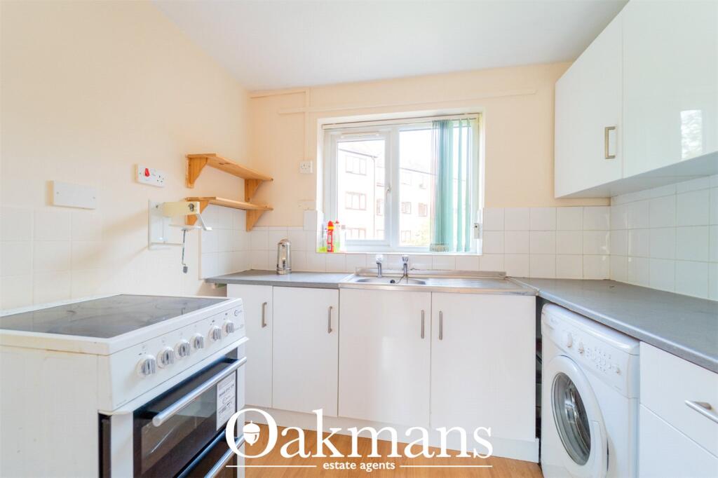 The Green, Birmingham, B38 photo 5