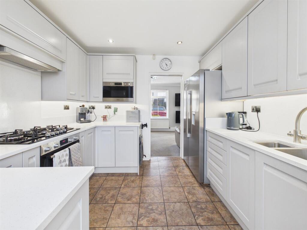 House in Newton, Nottage, Porthcawl - View 2