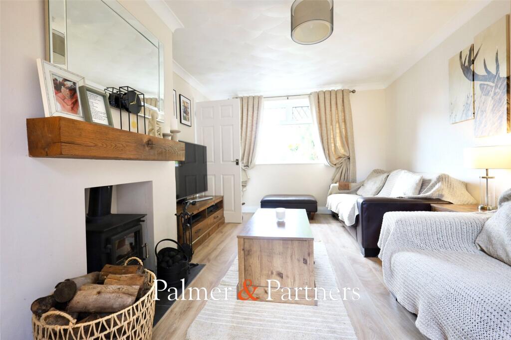 Johnson Road, St. Osyth, Clacton-on-Sea, Essex, CO16 photo 3