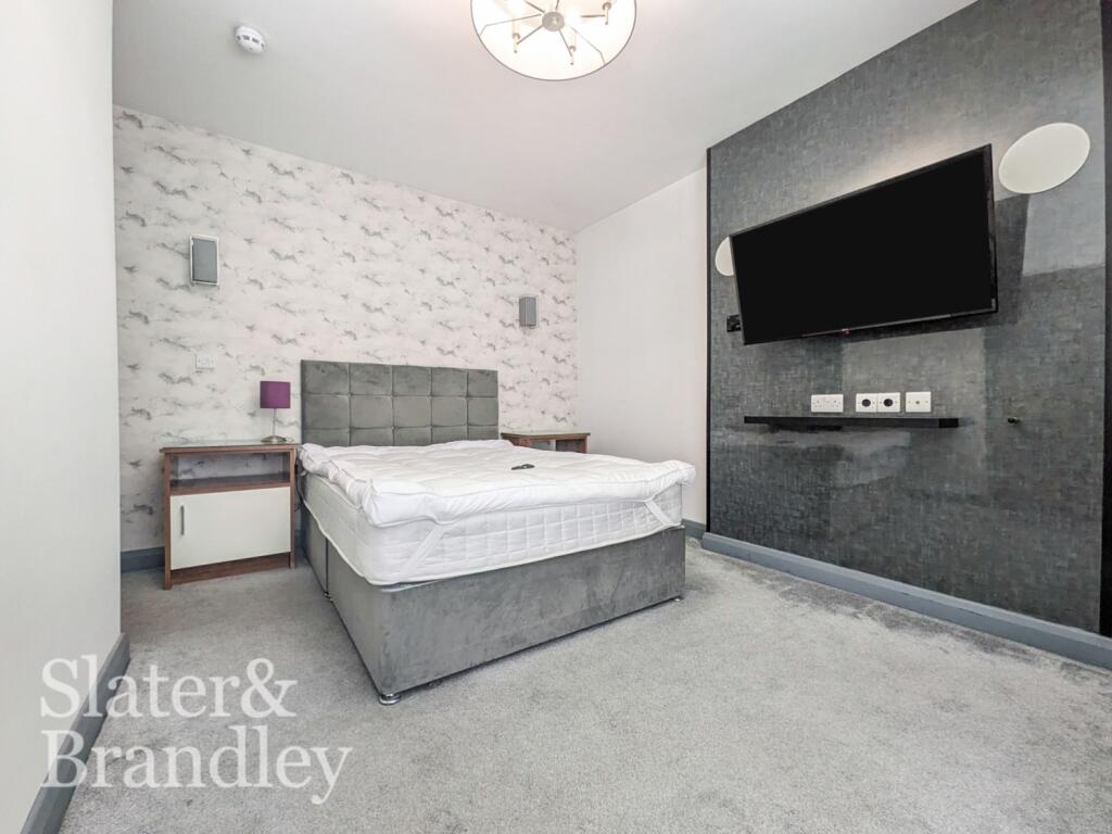 Main image of property: Room 4, Melton Road, West Bridgford, Nottingham, Ng2 7ne