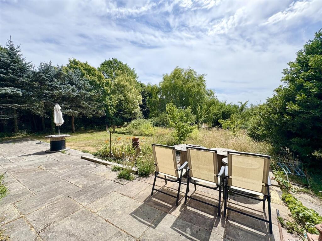 House in Wealden, Wartling - View 2